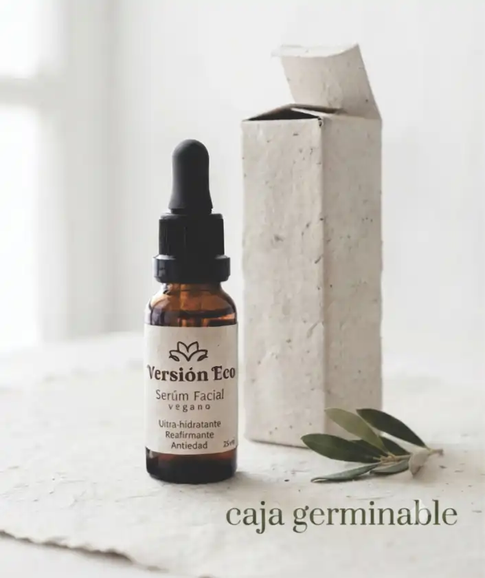 Sérum facial nocturno reparador de ingredientes botánicos.